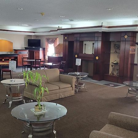 Windsor Inn & Suites Dodge City Exteriér fotografie
