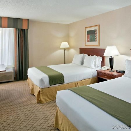 Windsor Inn & Suites Dodge City Pokoj fotografie