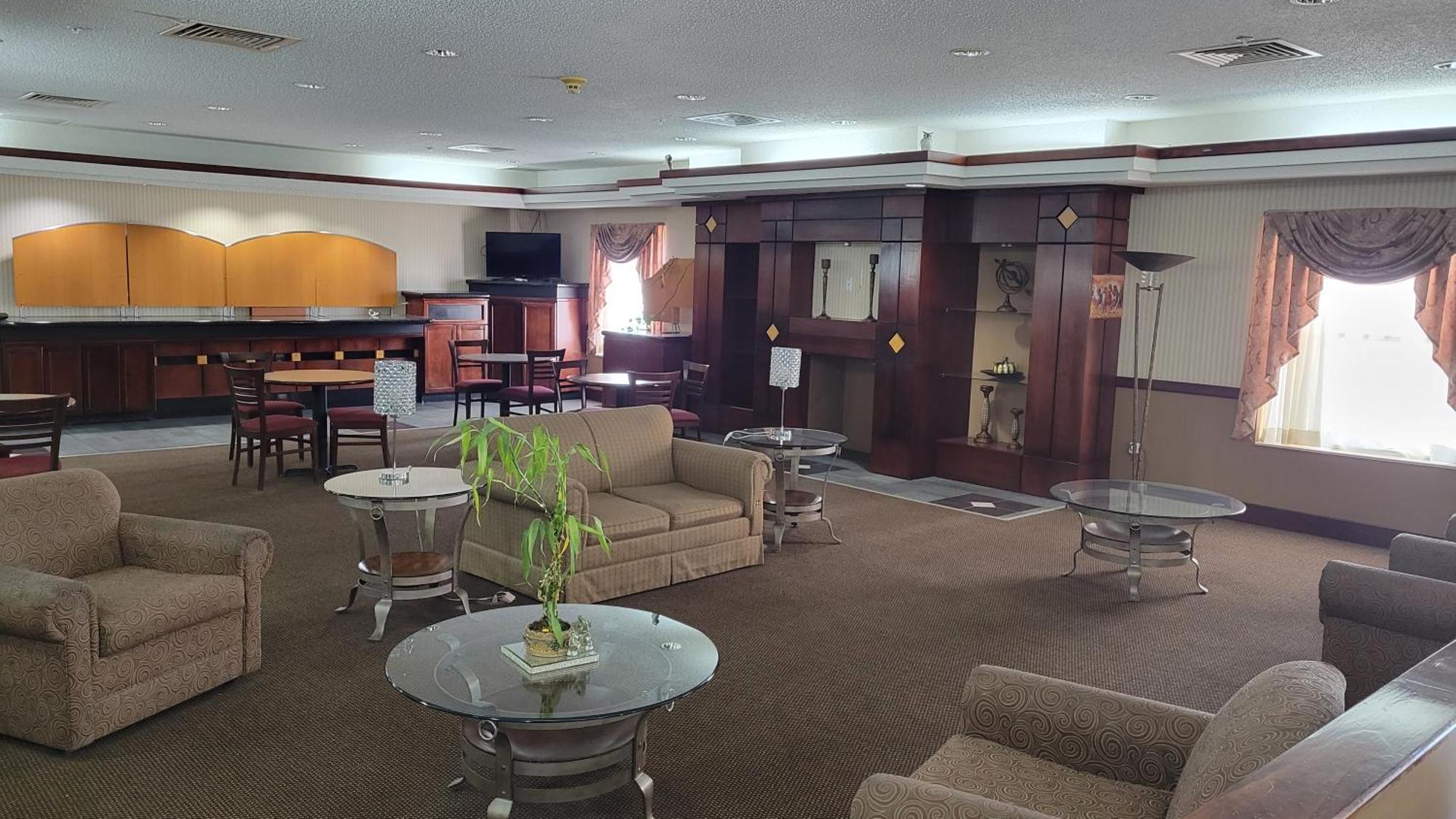 Windsor Inn & Suites Dodge City Exteriér fotografie