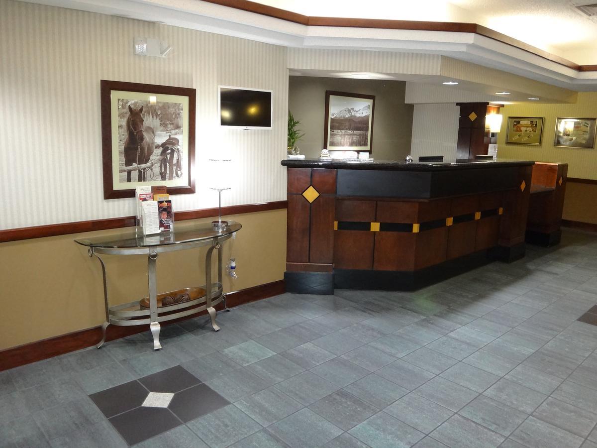 Windsor Inn & Suites Dodge City Exteriér fotografie